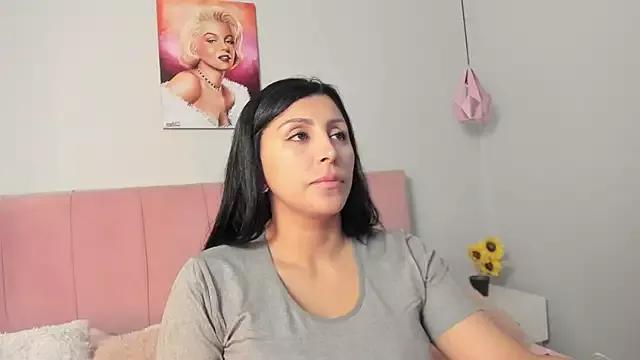 tiffani__love on StripChat 