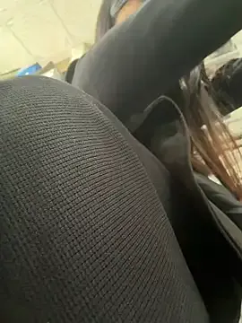 Tina_995 — Reaching orgasm with four fingers with T