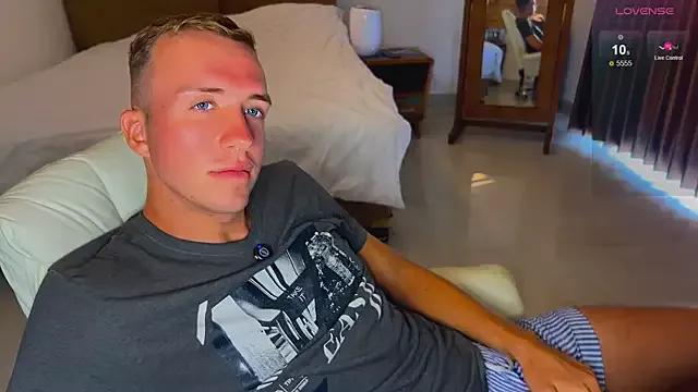 tommy_cumfinger on StripChat 