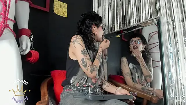 trinitty on StripChat