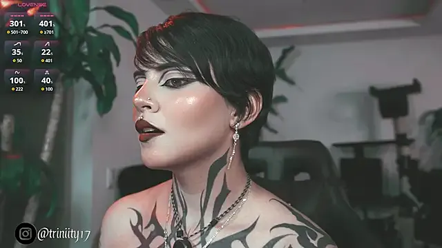 Trinity___s on StripChat