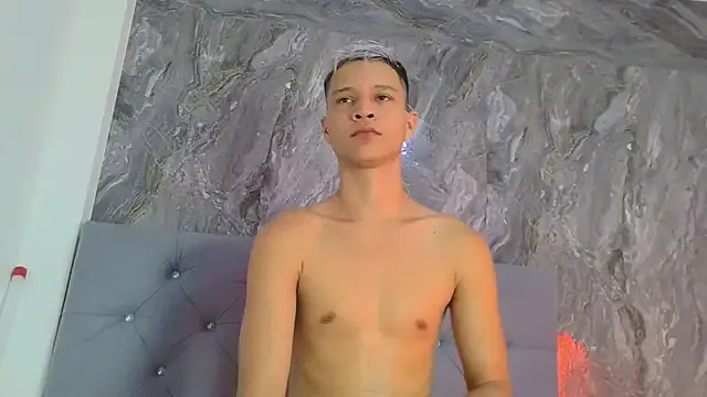 Twinkcock22