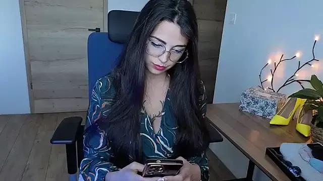 Tyna_Veliksa on StripChat