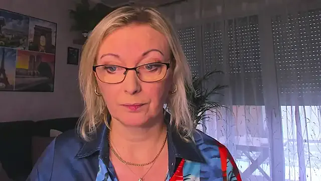 vanessa_chat — .....