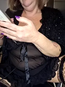 VenusAlpha on StripChat