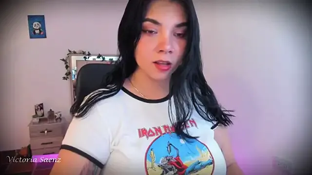 victoriaasaenz_ — Private on StripChat