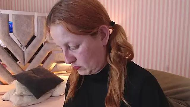 ViioletaMora on StripChat 