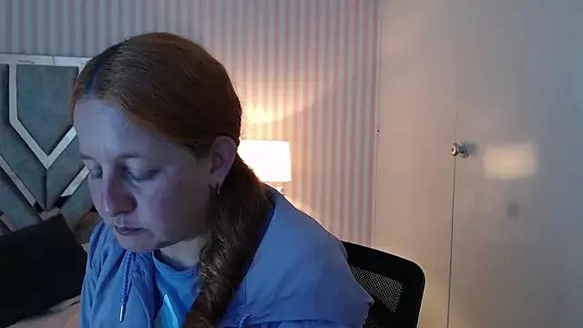 ViioletaMora on StripChat 