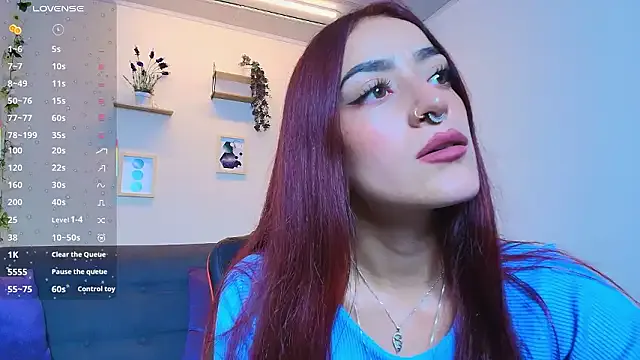 ViolethRosse on StripChat