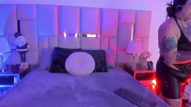 Violett_Sinclair on StripChat