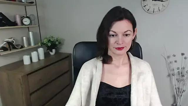 VivianWILD on StripChat 
