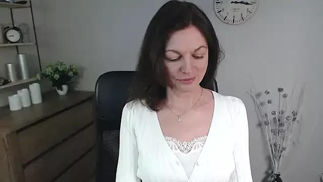 VivianWILD on StripChat 