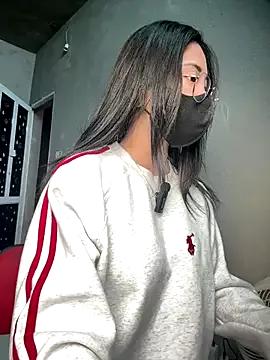 Voyerra_g from StripChat