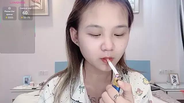 Xiaoyumi61 from StripChat