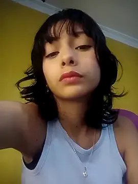 xoxo_milk on StripChat 