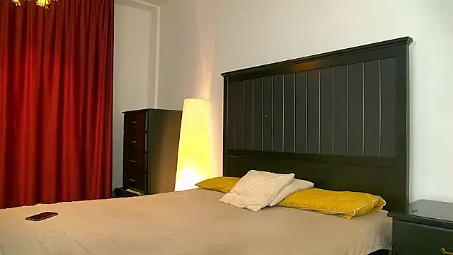 Yanira_Muslim — Dildo in ass