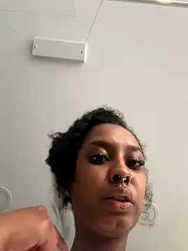 Your_Paris on StripChat