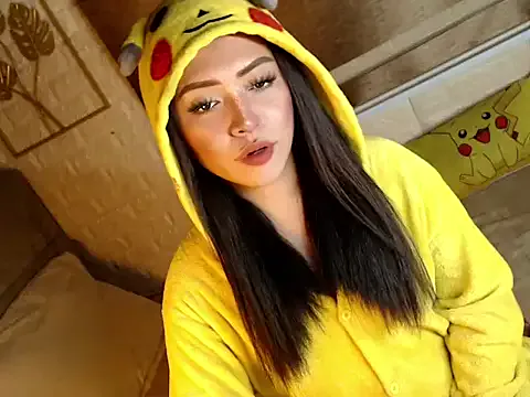 yourdevilsweettsx on StripChat