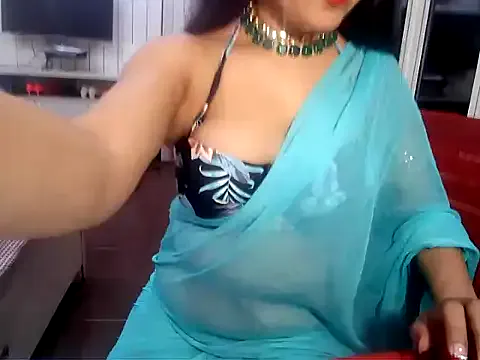 yourradhika on StripChat