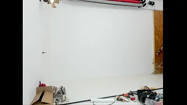 YourSuperModel — sexy dance on the carpet