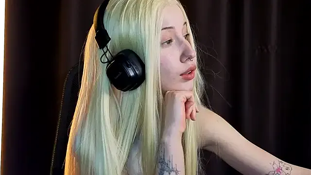 YukiMisa on StripChat