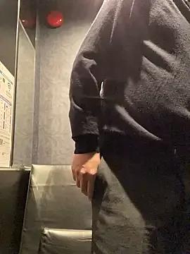 Admire sexy stripper Yuuki8910 yuuki8910 from StripChat