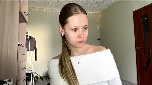 ZaidaSchwarten — kiss the cam for u <3