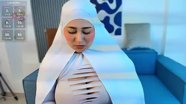 Zalma_eva — show boobs