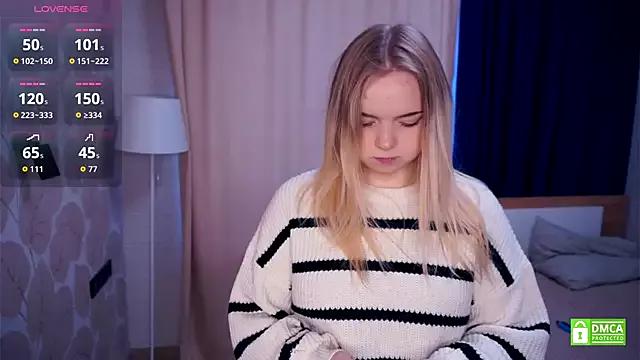 ZaraCreedon on StripChat