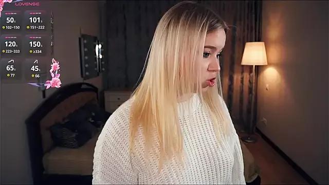 ZaraCreedon on StripChat