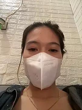 Zinzin9x from StripChat