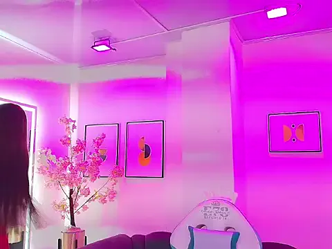 Zoe_swan — Suck Dildo x6 minutes 