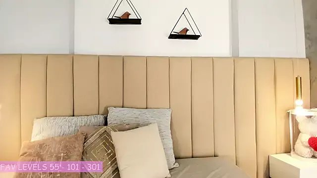 Zoee_monroe on StripChat 